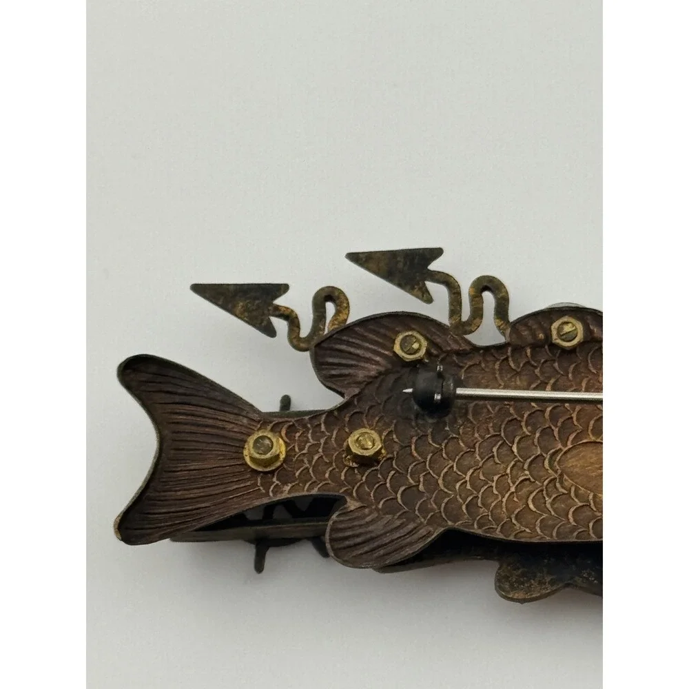 Vintage Modernist Artisan Fish Brooch‎ Pin Unsigned